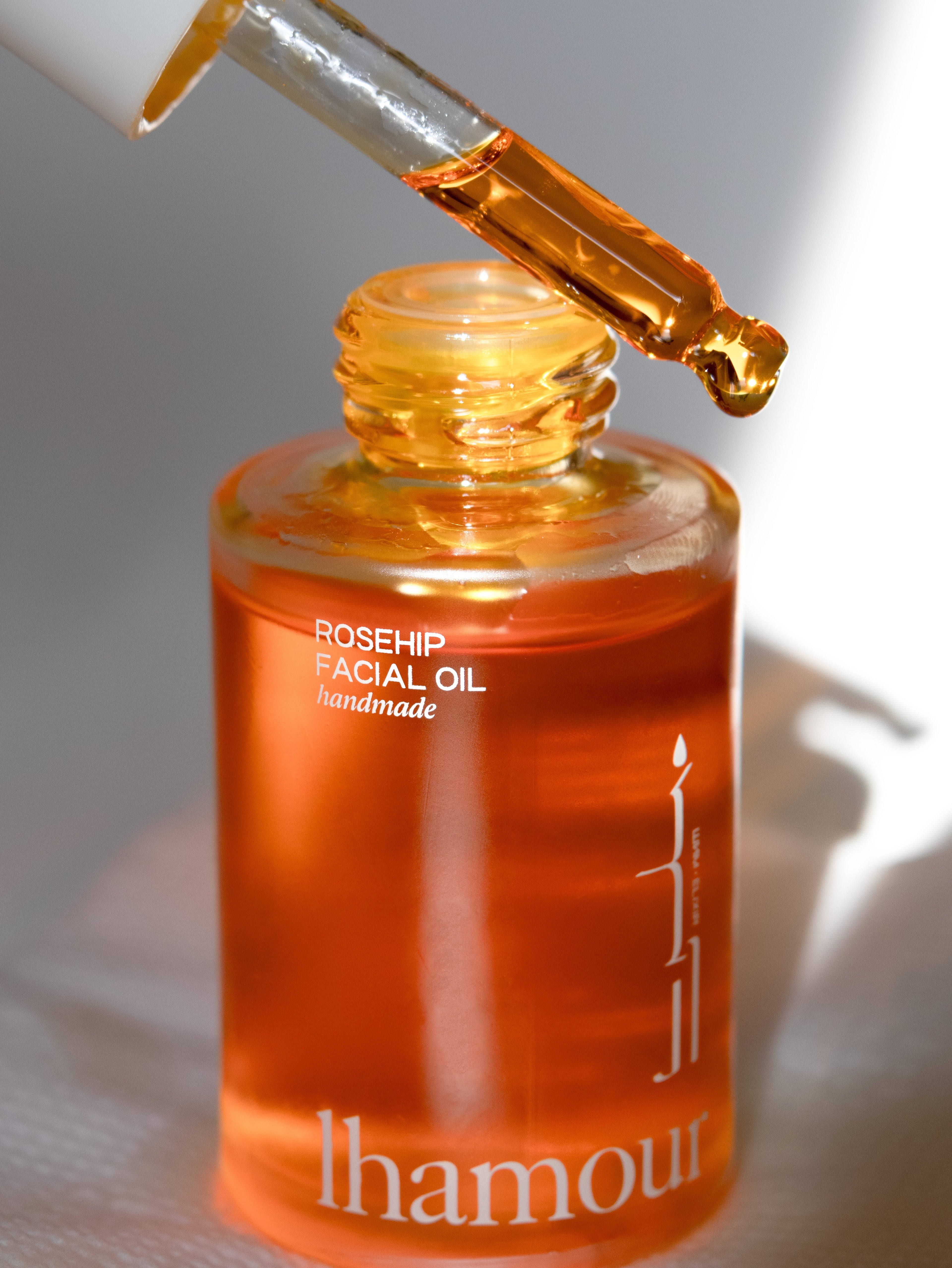 Award-Winning Natural Facial Oil For Deep Hydration & Healthy Glow